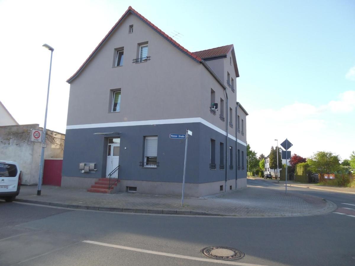 Gaestewohnung Mit Kueche Magdeburg An Der Elbe Dış mekan fotoğraf