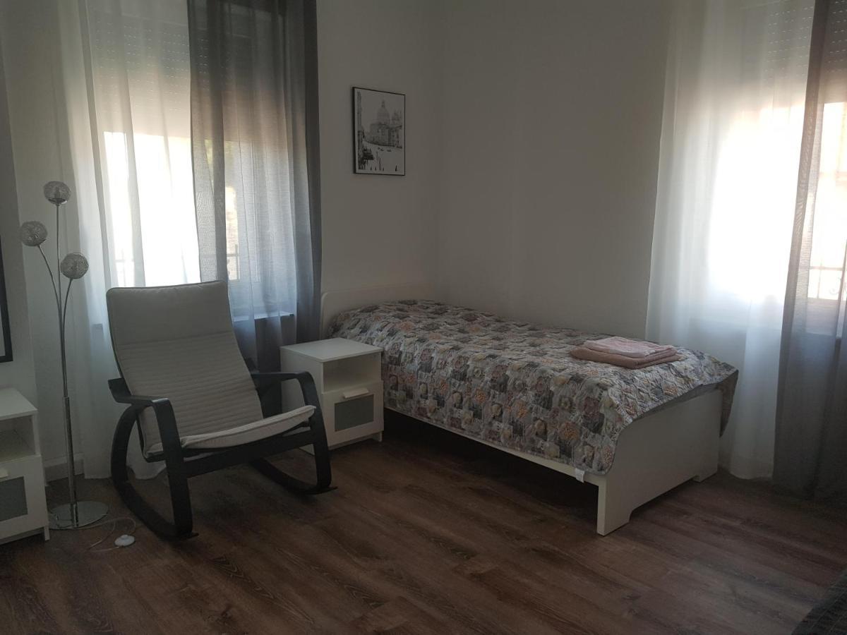 Gaestewohnung Mit Kueche Magdeburg An Der Elbe Dış mekan fotoğraf
